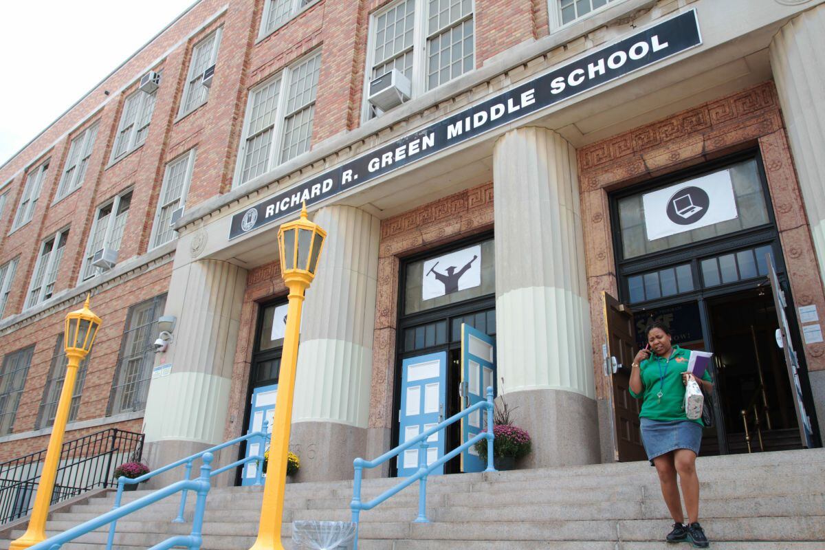 How one Bronx campus is using a merger to create a 'new' school 